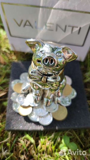 Статуэтка Хрюшка с монетами евро