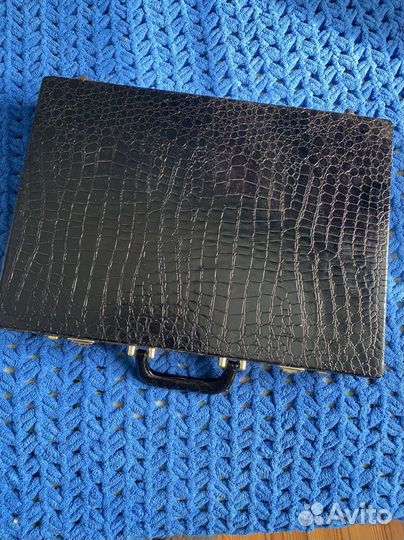 Кейс дипломат