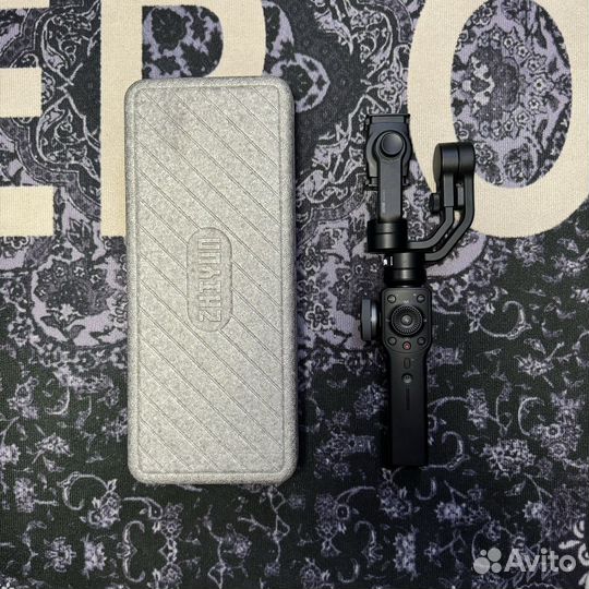 Стабилизатор Zhiyun Smooth 4 для телефона