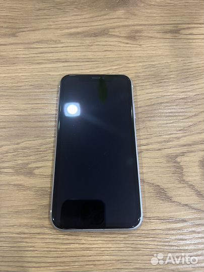 Телефон iPhone хr