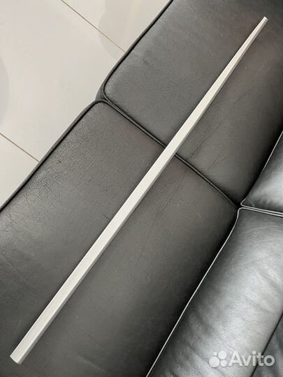 Молдинг Мерседес W 126 sec купе, правый