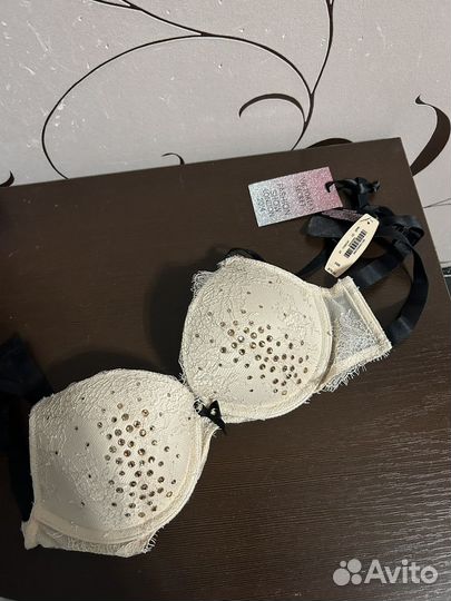 Бюстгальтеры новые victorias secrets