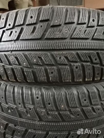 Kumho I'Zen KW22 215/60 R16 99T