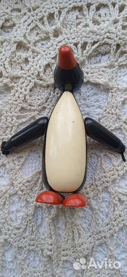 Деревянный пингвин