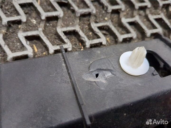 Пластик кузовной Tesla Model Y, 2021