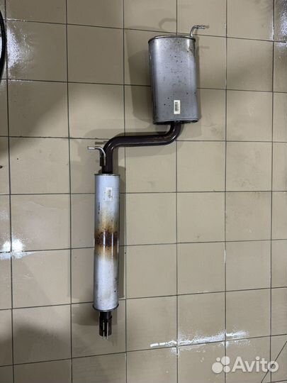 Резонатор глушитель на passat b8 (3G0253609B)