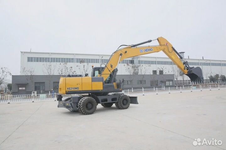 Колёсный экскаватор XCMG XE210WD, 2024