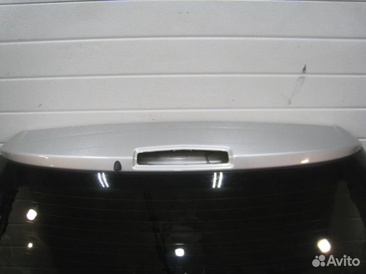 Крышка багажника Opel astra H 2009