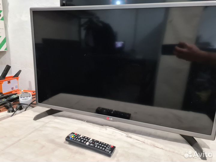 Телевизор LG 32lb563