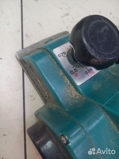 Электрорубанок Makita 1911B