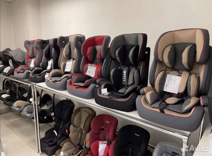 Автокресло 9-36 кг новое удобное мягкое