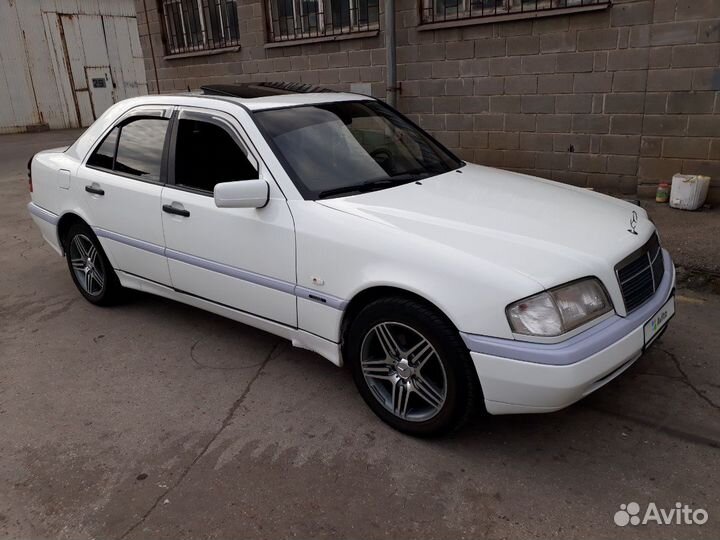 Mercedes-Benz C-класс 1.8 МТ, 1999, 211 000 км