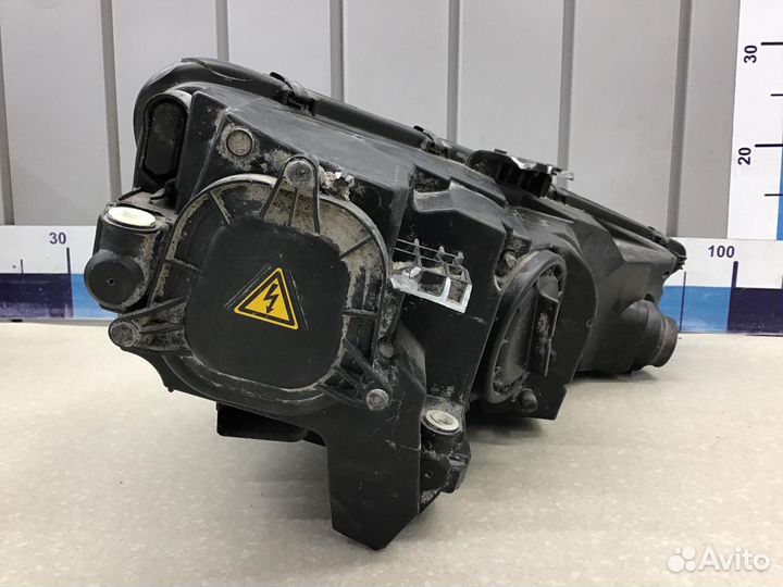 Фара левая Audi A4 B9 2015