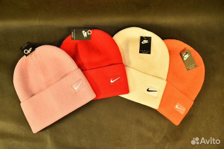 Шапка женская nike