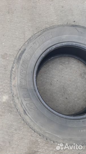 Bridgestone Dueler H/T 684II 265/65 R17