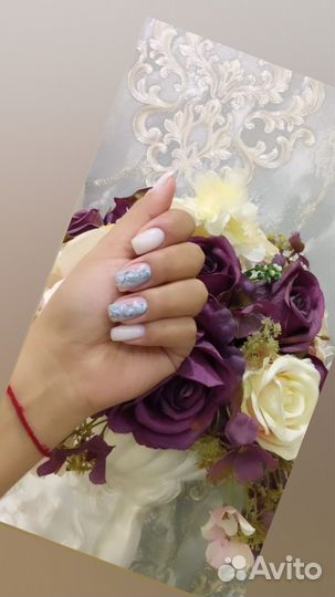 Модель, маникюр, педикюр, наращивание