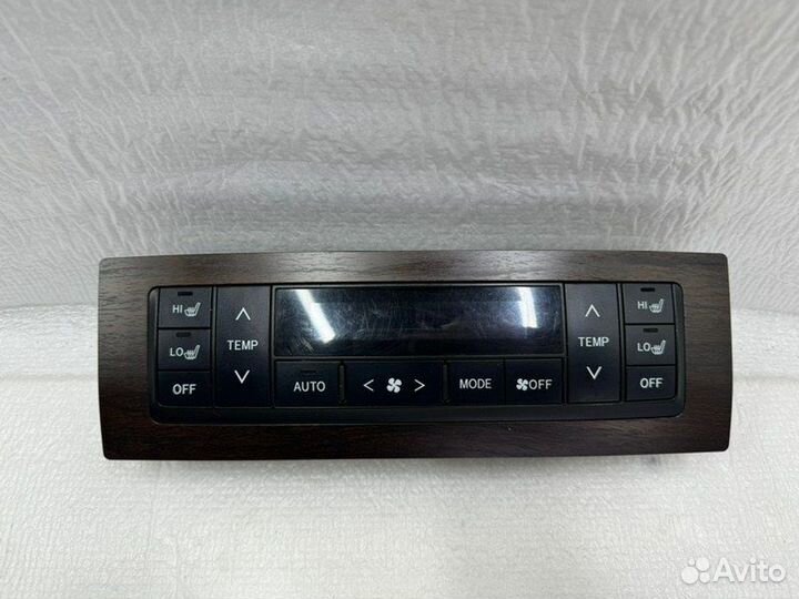 Блок управления климат-контролем Toyota Land