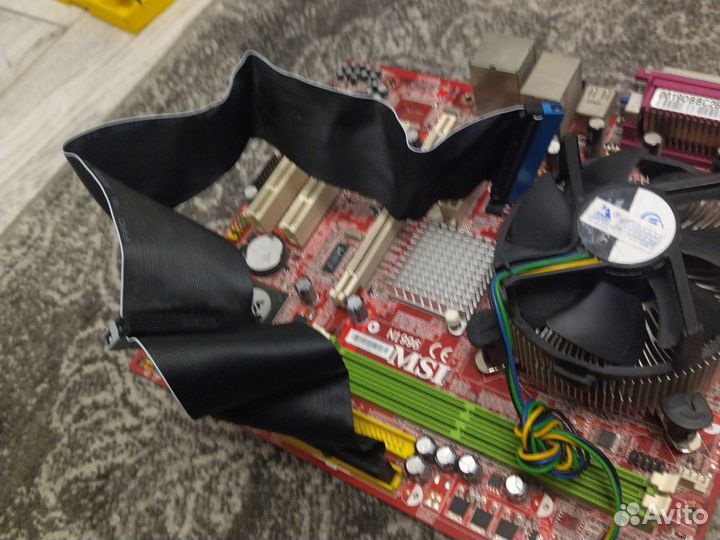 Материнская плата с процессором