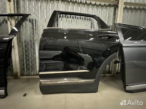 Hyundai Santa Fe 4 дверь задняя левая в сборе