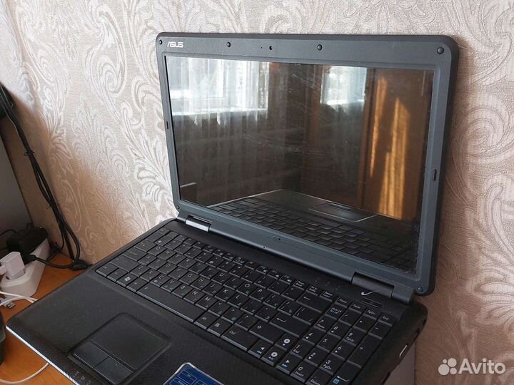 Ноутбук asus