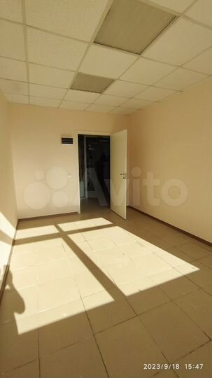 Офисная, торговая площадь, 18 м²