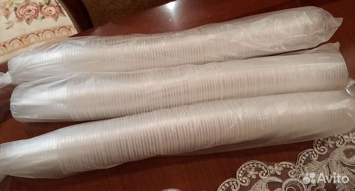 Пластиковые стаканы