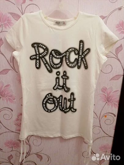 Футболка р.152. Новая. Турция