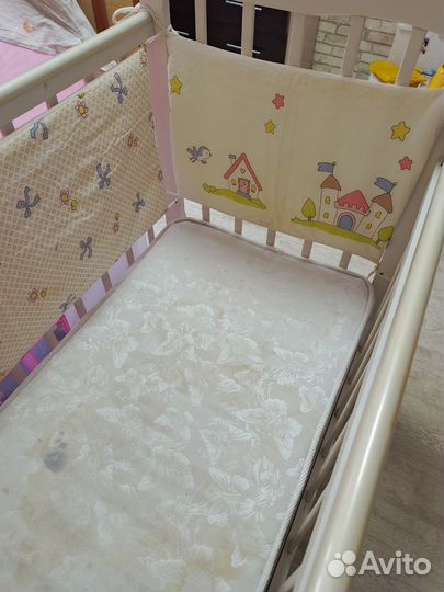 Кроватка для новорожденных