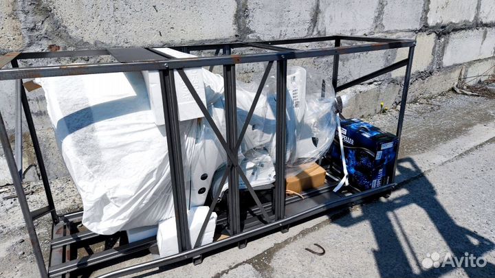 Мотор лодочный Suzuki DF300APX белый в наличии