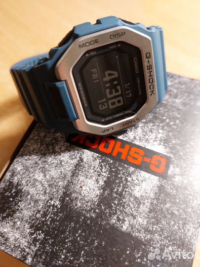 Часы наручные casio G-shock GBX-100-2E