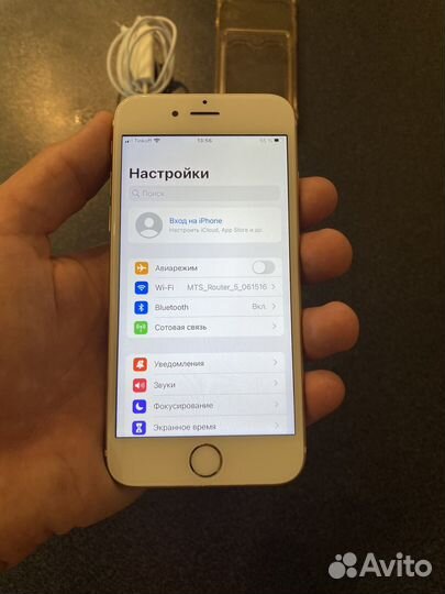 iPhone 6S, 64 ГБ