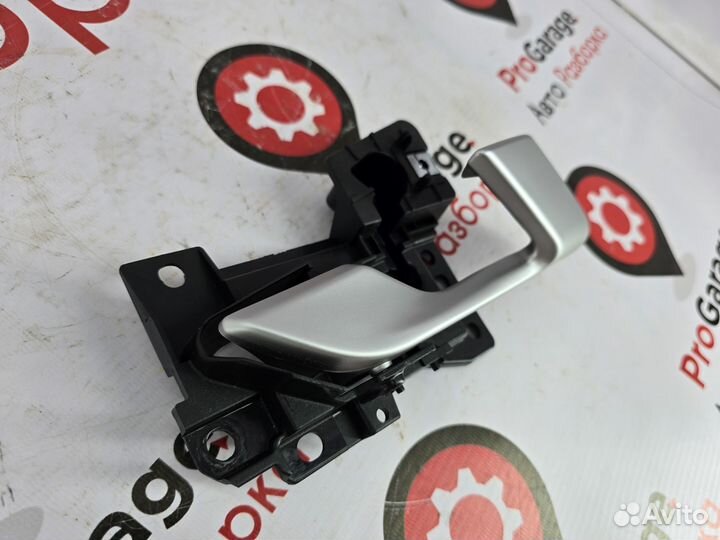 Ручка двери передней правой внутрен Geely Coolray