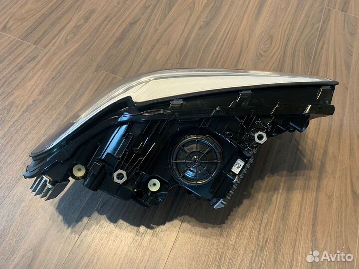 Левая фара BMW G30 в сборе с блоками
