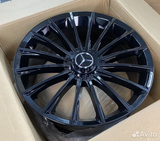 Новые диски R19 Mercedes Разношироее Glos Black