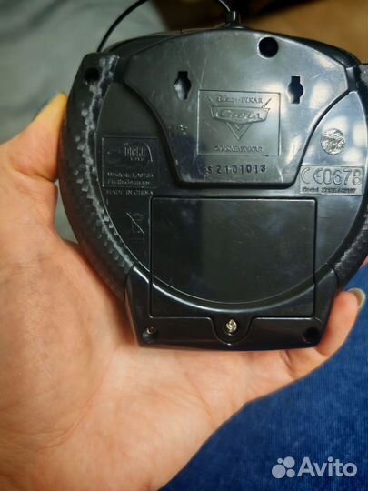 Машинка с пультом Тачки