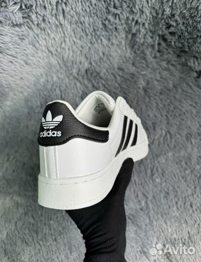 Кроссовки Adidas Superstar