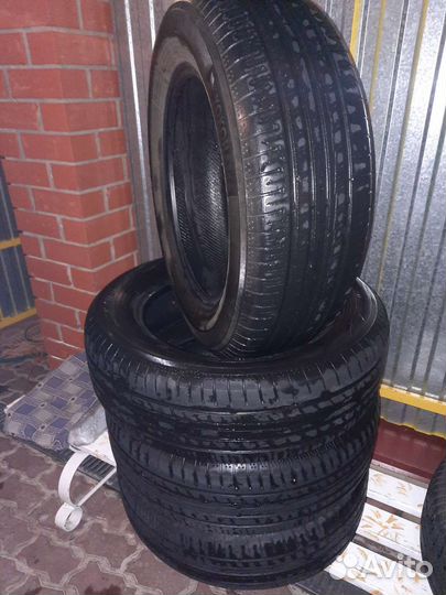 Yokohama BluEarth AE50 215/65 R17 99V