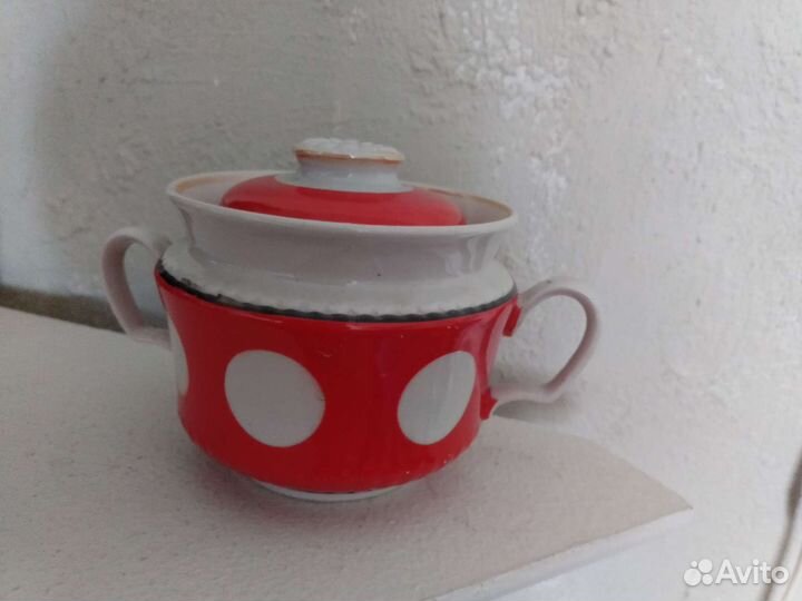 Предметы винтажного чайного сервиза. СССР