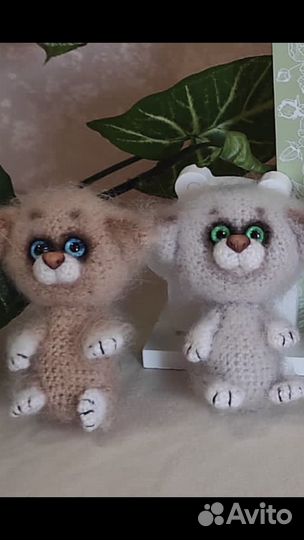 Вязанные котики