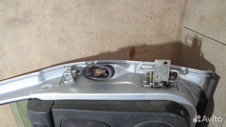 Дверь задняя левая VW Golf 4 (1J)