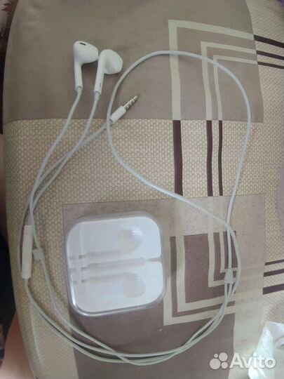 Наушники,гарнитура apple earpods проводные