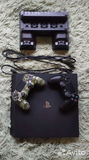Playstation 4 Pro 1TB 90+ игр