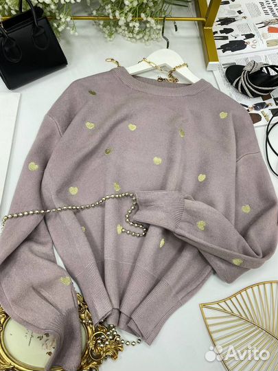 Свитер с сердечками