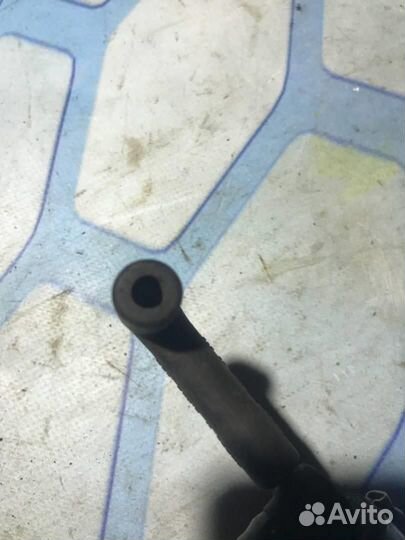 Трубка вакуумной системы 4F0611931CL