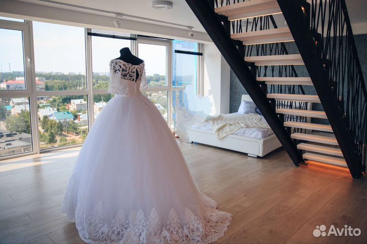 Свадебное платье