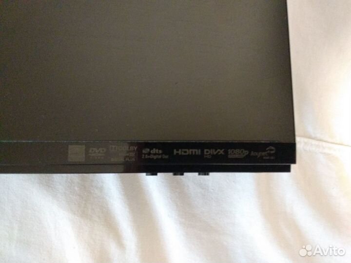 3D blu-ray плеер Samsung BD E5500