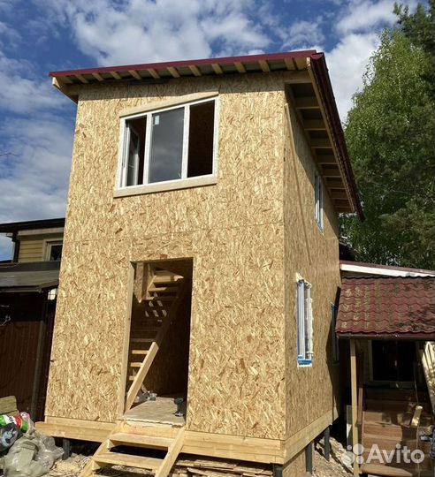 Бригада строителей