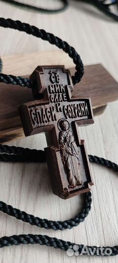 Крестик из дерева