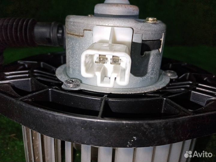 Мотор печки Mitsubishi Outlander CW5W 2 поколение