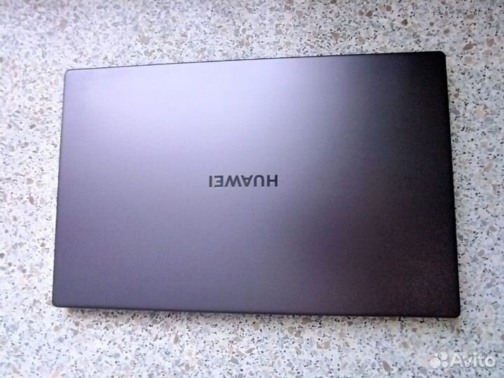 Huawei matebook d15